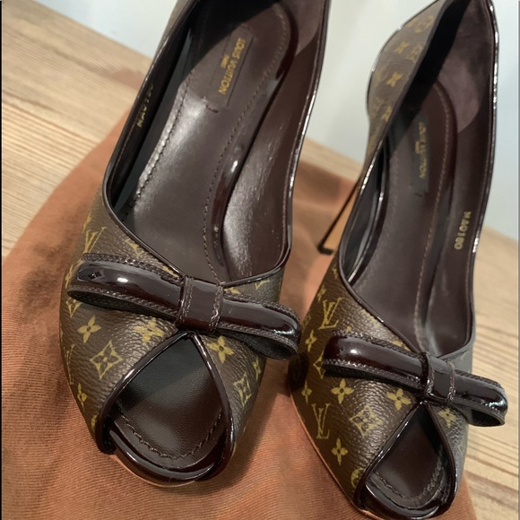Louis Vuitton Shoes - LOUIS VUITTON PEEP TOE BROWN MONOGRAM PATENT HEELS